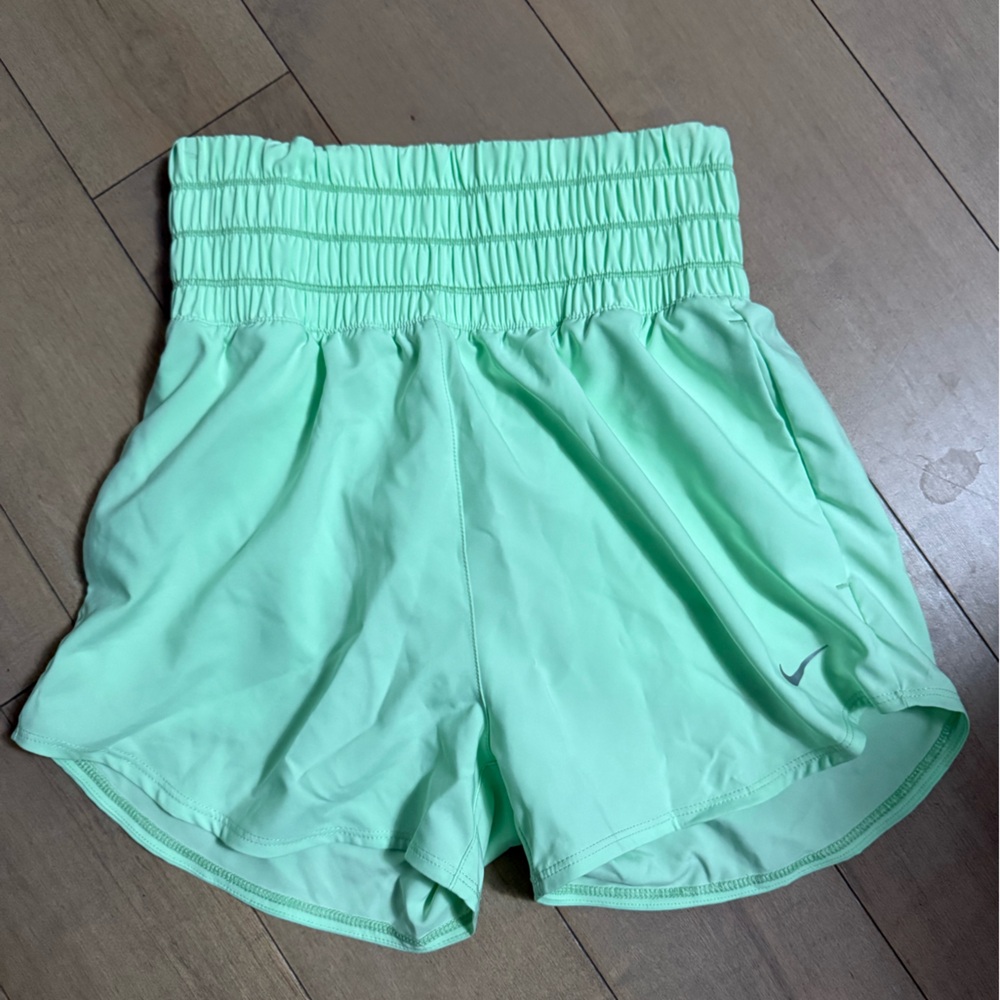Nike Mint Green Women's shorts